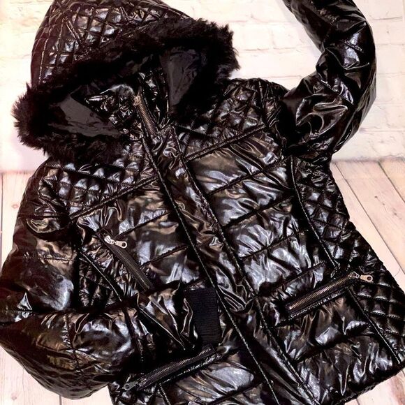 Rampage Lightweight yet Warm Puffer Jacket Faux Fur Hood - Picture 1 of 3